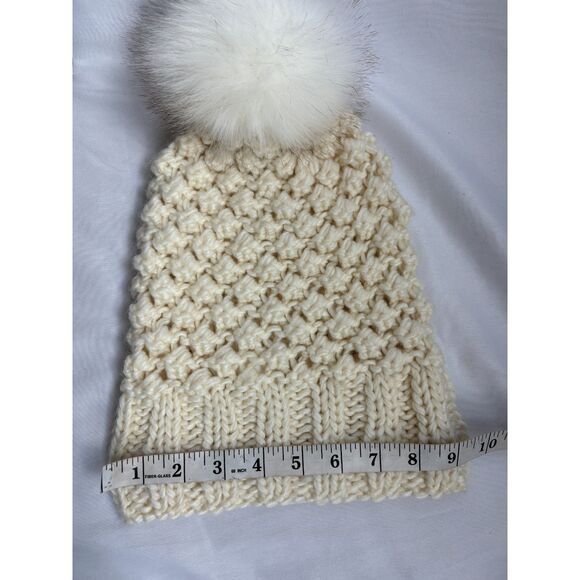 Free People Chunky Knit Pom Pom Beanie Hat Cream One Size Wool Classy Winter - Picture 7 of 8